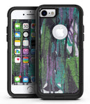 Abstract Cracked Green Paint Wall - iPhone 7 or 7 Plus Commuter Case Skin Kit