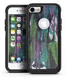 Abstract Cracked Green Paint Wall - iPhone 7 or 8 OtterBox Case & Skin Kits