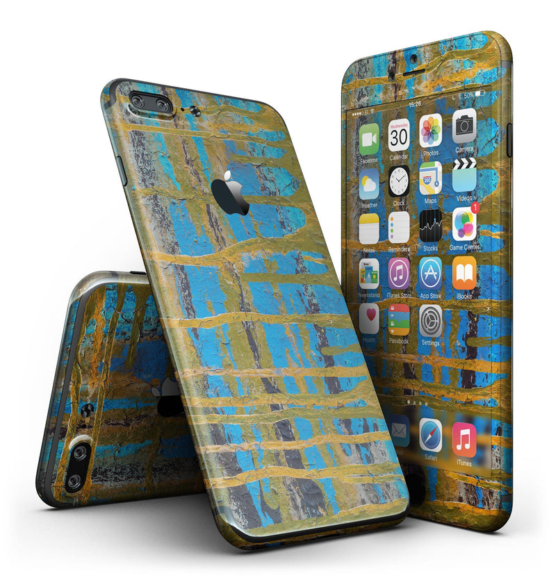 Abstract_Gold_and_Teal_Wet_Paint_-_iPhone_7_Plus_-_FullBody_4PC_v2.jpg