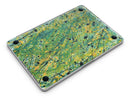 Abstract_Wet_Paint_Green_Lines_-_13_MacBook_Pro_-_V6.jpg