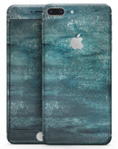 Aged Green Paint Surface - Skin-kit for the iPhone 8 or 8 Plus