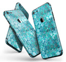 Aqua_Sorted_Large_Watercolor_Polka_Dots_-_iPhone_7_-_FullBody_4PC_v11.jpg