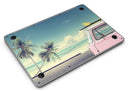 Beach_Trip_-_13_MacBook_Air_-_V9.jpg