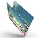 Beach_Trip_-_13_MacBook_Pro_-_V9.jpg