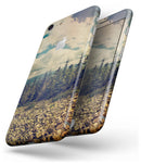 Beatuful Scenic Mountain View - Skin-kit for the iPhone 8 or 8 Plus