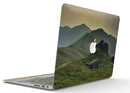 Beautiful_Countryside_-_13_MacBook_Air_-_V4.jpg
