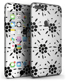 Black_Floral_Pedals_with_Clear_Cacking_-_iPhone_7_Plus_-_FullBody_4PC_v3.jpg