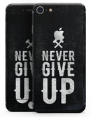Black Hammered Never Give Up - Skin-kit for the iPhone 8 or 8 Plus