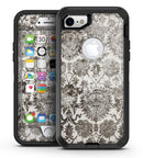 Black_and_White_Cauliflower_Damask_Pattern_iPhone7_Defender_V2.jpg