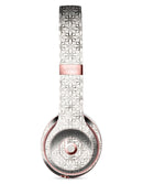 Black and White Floral Chess Pattern Full-Body Skin Kit for the Beats by Dre Solo 3 Wireless Headphones