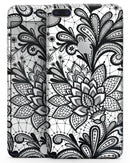 Black and White Geometric Floral - Skin-kit for the iPhone 8 or 8 Plus