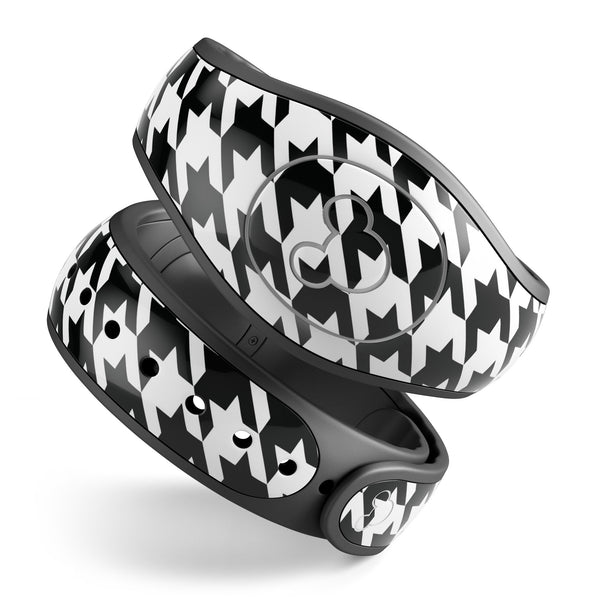 Black and White Houndstooth Pattern - Decal Skin Wrap Kit for the Disney Magic Band