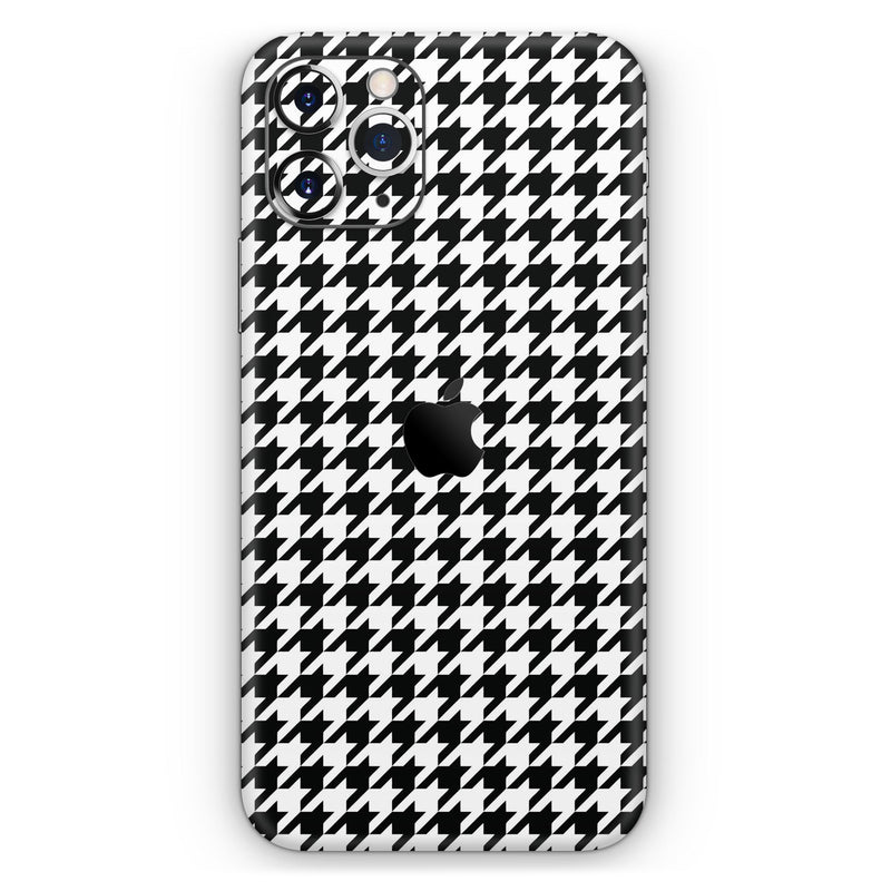 Black and White Houndstooth Pattern  - Protective Skin Wrap & Decal – Compatible with iPhone SE to iPhone 17 Pro Max (All Models)