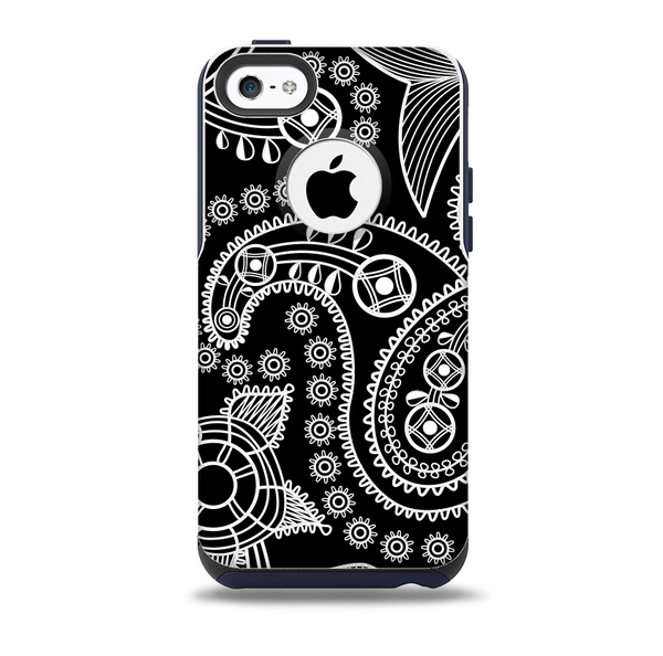 Black and White Paisley Pattern v14 Skin for the iPhone 5c OtterBox Commuter Case