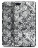 Black and White Watercolor Hearts - Skin-kit for the iPhone 8 or 8 Plus