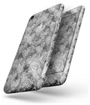 Black and White Watercolor Hearts - Skin-kit for the iPhone 8 or 8 Plus