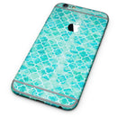 Blue-Green_Watercolor_Quatrefoil_-_iPhone_6s_-_Sectioned_-_View_9.jpg