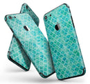 Blue-Green_Watercolor_Quatrefoil_-_iPhone_7_-_FullBody_4PC_v11.jpg