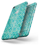 Blue-Green Watercolor Quatrefoil - Skin-kit for the iPhone 8 or 8 Plus
