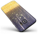 Blue_Stratched_Streaks_with_Unfocused_Gold_Sparkles_-_Galaxy_S7_Edge_-_V2.jpg