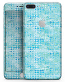 Blue Textured Triangle Pattern - Skin-kit for the iPhone 8 or 8 Plus