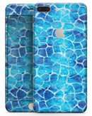 Blue Watercolor Giraffe Pattern - Skin-kit for the iPhone 8 or 8 Plus