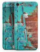 Bright Turquise Rusted Surface - Skin-kit for the iPhone 8 or 8 Plus