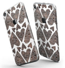 Brown_Pebble_Hearts_-_iPhone_7_-_FullBody_4PC_v3.jpg
