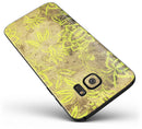Brown_and_Lime_Green_Floral_Damask_Pattern_-_Galaxy_S7_Edge_-_V2.jpg
