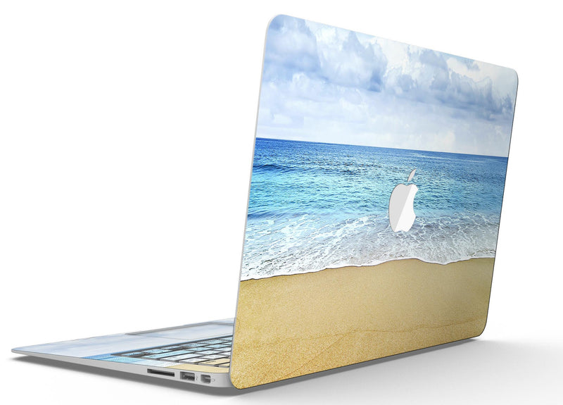 Calm_Blue_Sky_and_Sea_Shore_-_13_MacBook_Air_-_V4.jpg
