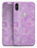 Clouded Purple Grunge Over White Chevron - iPhone X Skin-Kit