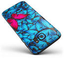 Contrasting_Butterfly_-_Galaxy_S7_Edge_-_V2.jpg