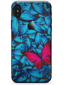 Contrasting Butterfly - iPhone X Skin-Kit