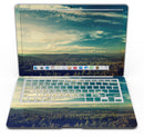 Country_Skyline_-_13_MacBook_Air_-_V6.jpg
