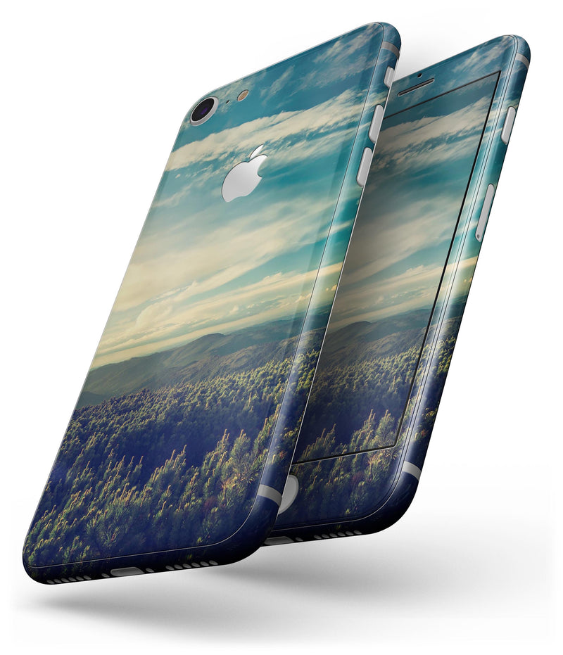 Country Skyline - Skin-kit for the iPhone 8 or 8 Plus