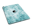 Cracked_Turquise_Marble_Surface_-_iPad_Pro_97_-_View_5.jpg
