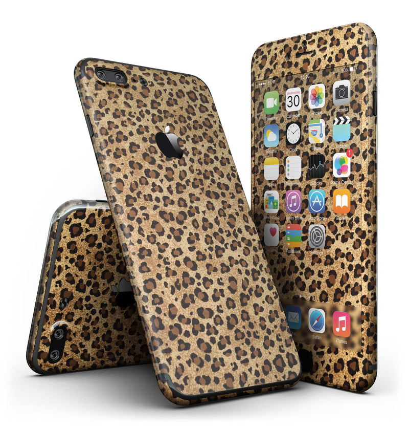 Custom Leopard Animal Print - 4-Piece Skin Kit for the iPhone 7 or 7 Plus