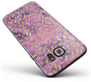Daisy_Pedals_Over_Purple_Cloud_Mix_-_Galaxy_S7_Edge_-_V2.jpg