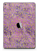 Daisy_Pedals_Over_Purple_Cloud_Mix_-_iPad_Pro_97_-_View_3.jpg