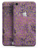 Daisy Pedals Over Purple Cloud Mix - Skin-kit for the iPhone 8 or 8 Plus