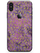 Daisy Pedals Over Purple Cloud Mix - iPhone X Skin-Kit