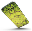Dark_Brown_and_Lime_Green_Cauliflower_Damask_Pattern_-_Galaxy_S7_Edge_-_V1.jpg?