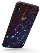 Dark Radient Orbs of Blue with Streaks - iPhone X Skin-Kit