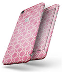 Deep Pink Bubble Morrocan Pattern - Skin-kit for the iPhone 8 or 8 Plus