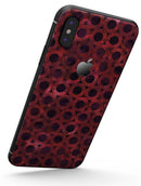 Deep Red Watercolor Ring Pattern - iPhone X Skin-Kit