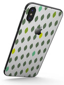 Descending Shades of Green Petals - iPhone X Skin-Kit