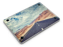 Desert_Road_-_13_MacBook_Pro_-_V6.jpg