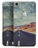 Desert Road - Skin-kit for the iPhone 8 or 8 Plus