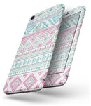 Doodle Aztec Pattern - Skin-kit for the iPhone 8 or 8 Plus
