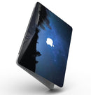 Drive_all_Night_-_13_MacBook_Pro_-_V2.jpg